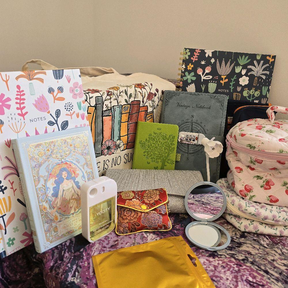 REDCAT'S "KITTEN" MYSTERY BUNDLE - A Selection of Stationary & Accessory Items