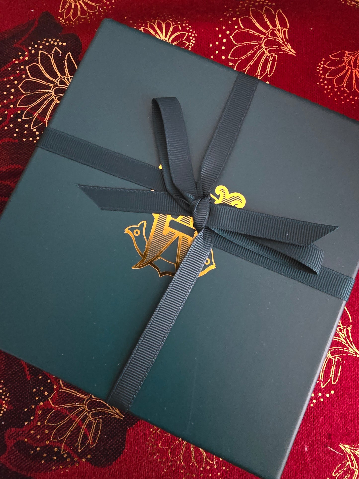 Frosted Eve Gift Box