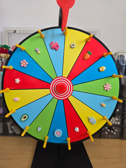 Spin the wheel mystery box hero item reveal - tote bag evening bag candle