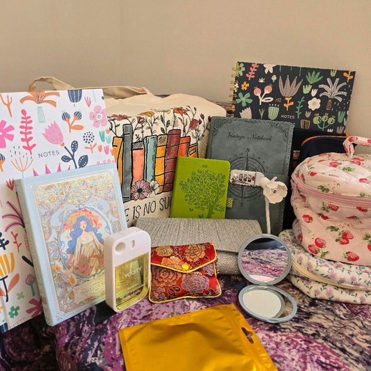 REDCAT'S "KITTEN" MYSTERY BUNDLE - A Selection of Stationary & Accessory Items